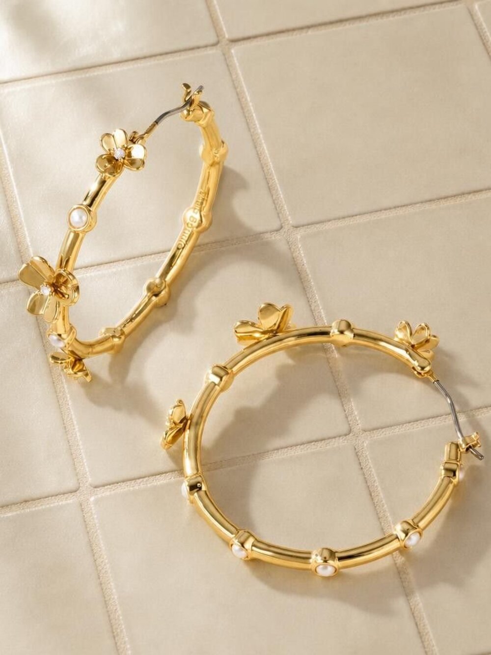 Alicia Bonnie Floral hoop earrings